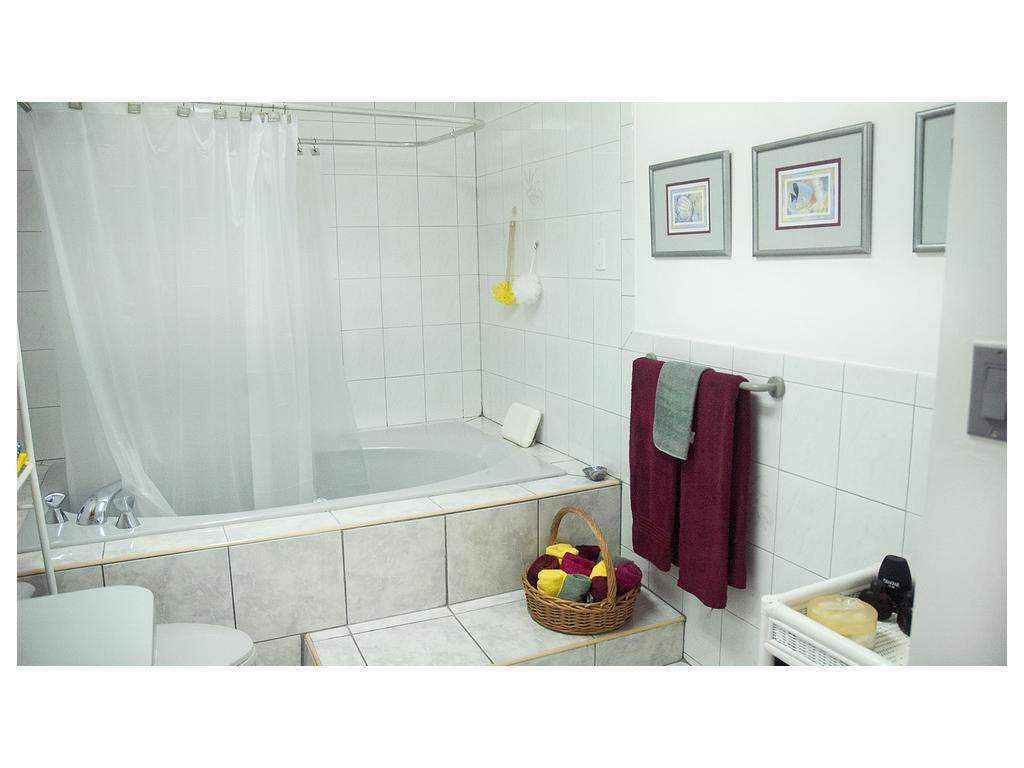Silver Point Villa 自由港市 外观 照片