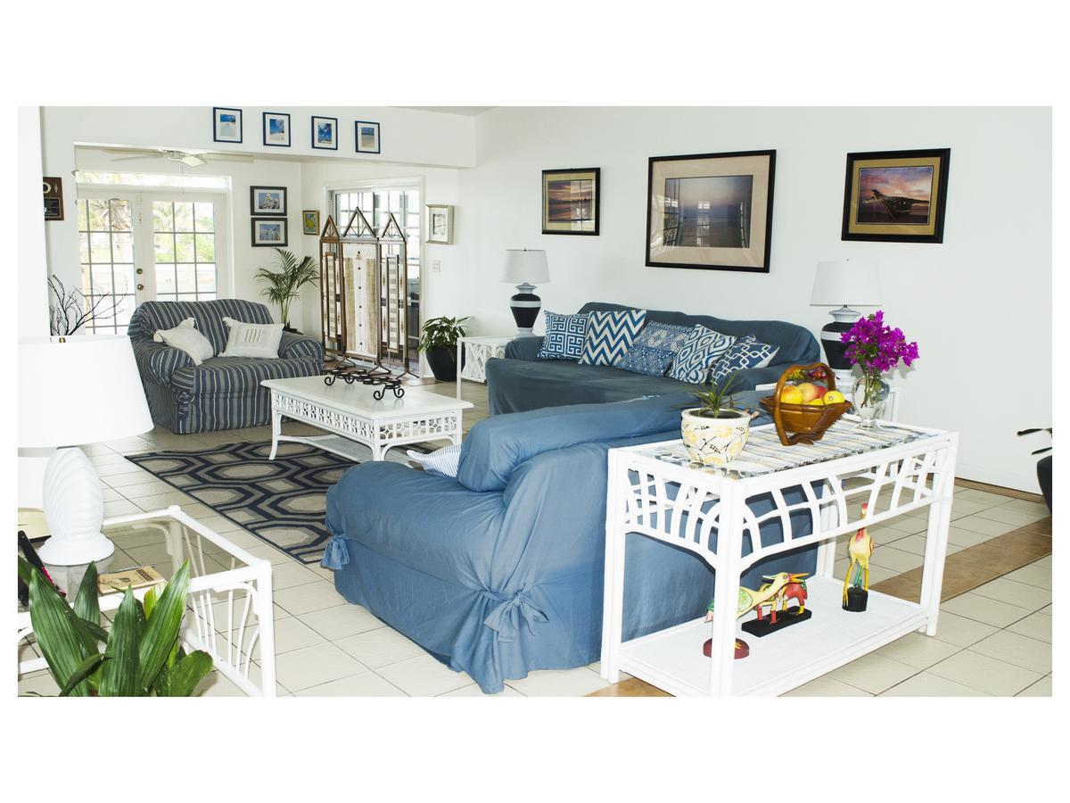Silver Point Villa 自由港市 外观 照片