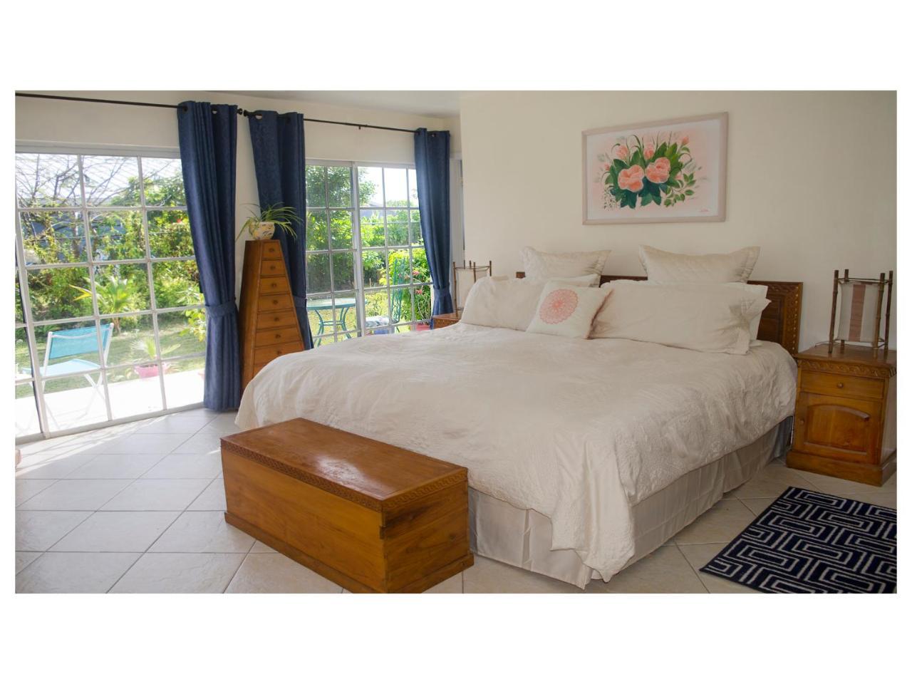Silver Point Villa 自由港市 外观 照片